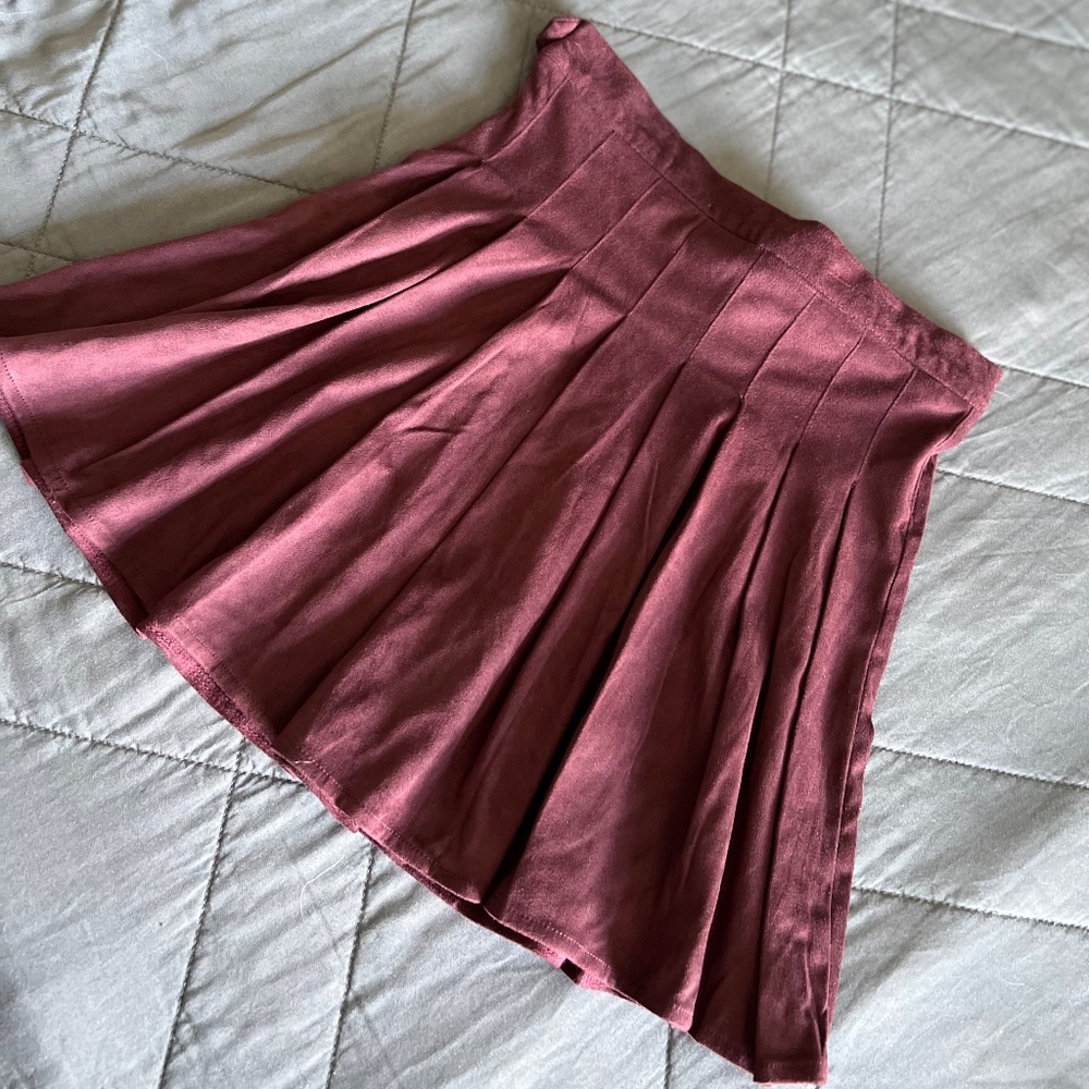 Burgundy pleated mini